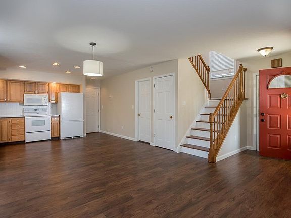 Living Area, Kitchen, Foyer