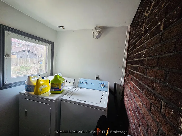 454 Rankin Ave — Photo 5