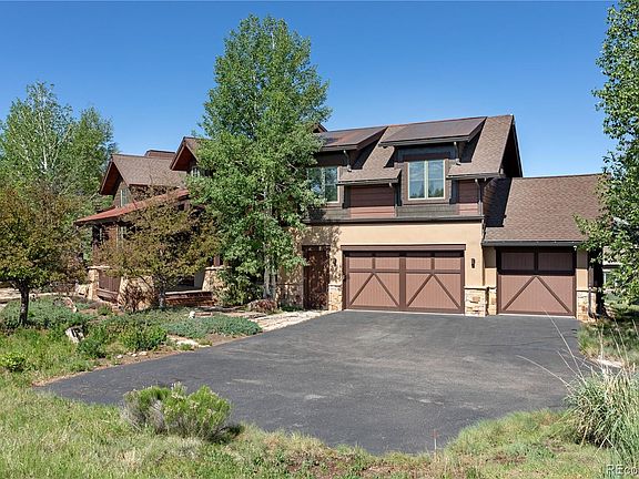 2nd image of 238 W Foxglove Lane