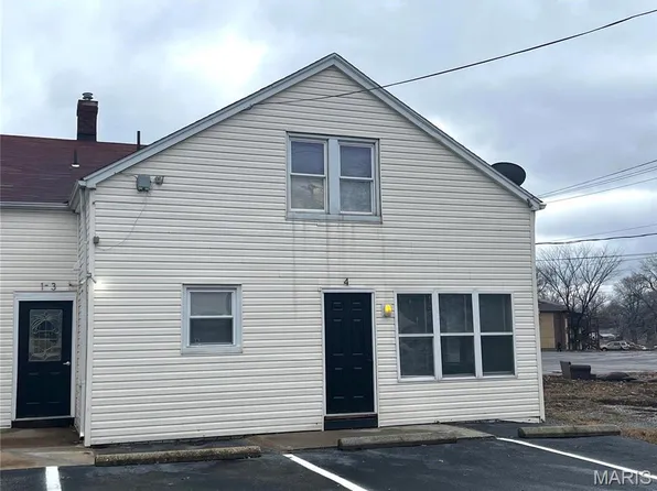 4516 W Main St APT 4, Belleville, IL 62226