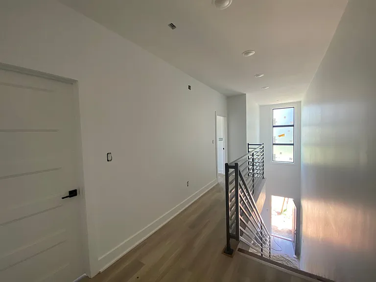 Edge Luxury Townhomes — Photo 7