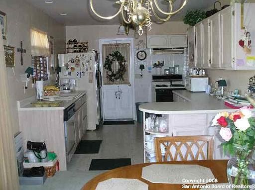 3rd image of 154 PARADISE VALLEY DR