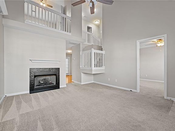 4th image of 4410 Carlys Way