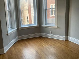2437 W Ainslie St #CH1, Chicago, IL 60625