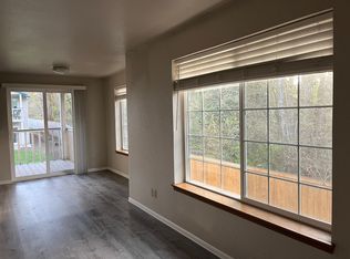 1109 Creekwood Ct SE APT C, Olympia, WA 98501