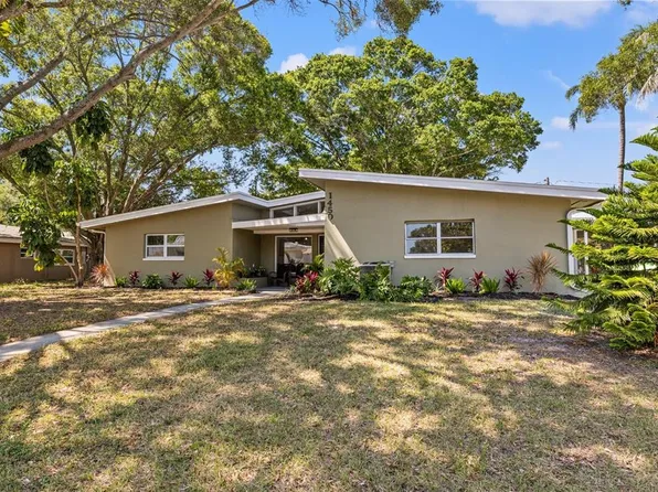 1450 Wilson Rd, Clearwater, FL 33755