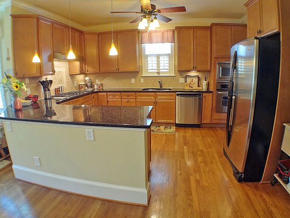 2nd image of 8830 Tilbury Dr