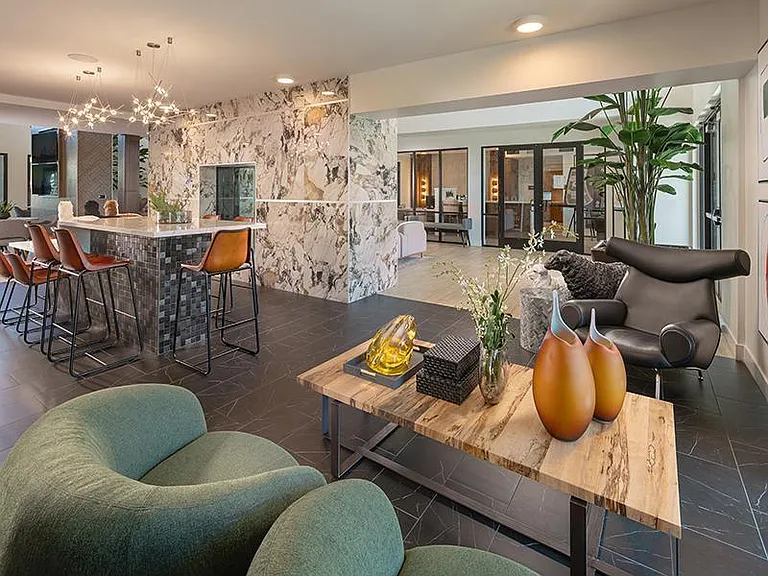 Kalon Luxury Apartments — Photo 8
