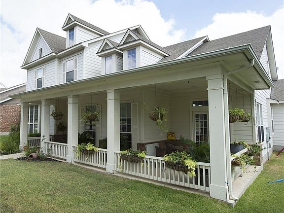 2nd image of 118 Westbury Ln
