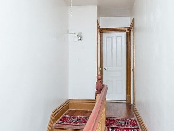 3rd image of 655 Park Pl #1