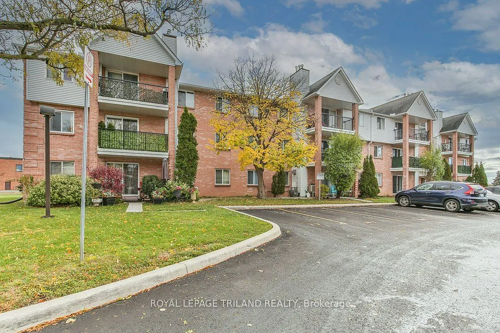 Building Photo - 1096 Jalna Blvd #90