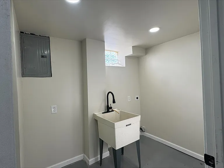9914 Fox Ave — Photo 27