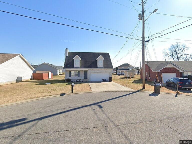 1st image of 1118 Eastwoods Dr