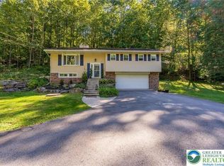 6711 Powder Valley Rd, Zionsville, PA 18092