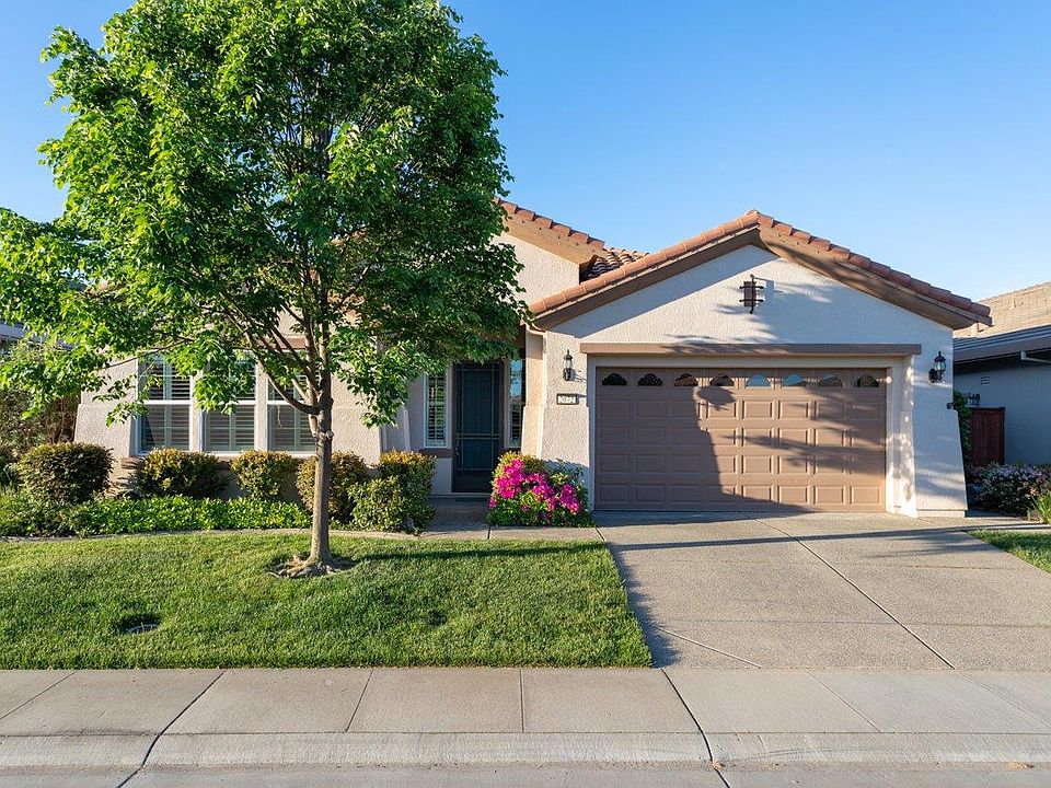 1st image of 2072 Xavier Ln