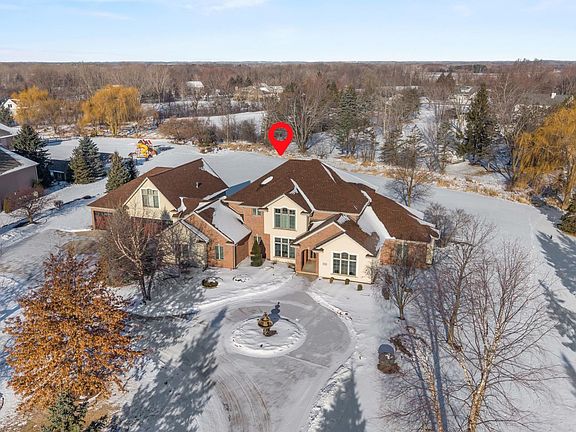 3rd image of 3086 Buttercup Rd