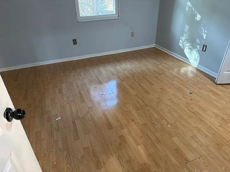 319 S Kenwood Ln #1 — Photo 6