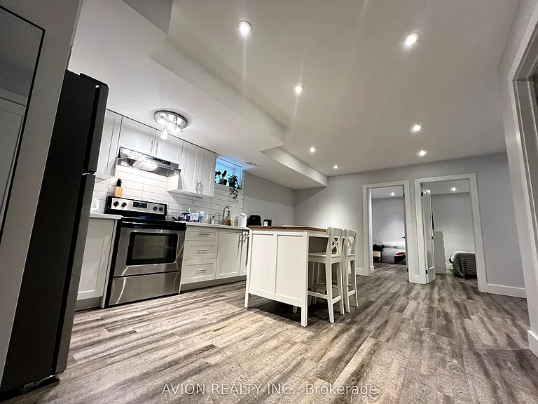 28 Monarchdale Ave #BASEMENT — Photo 7