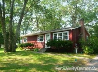 5 Oakview Cir, Medway, MA 02053