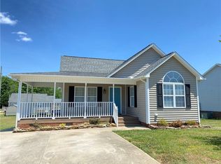806 Jennings Berry Dr, Elon, NC 27244