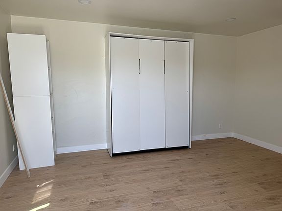 murphy bed and shelves