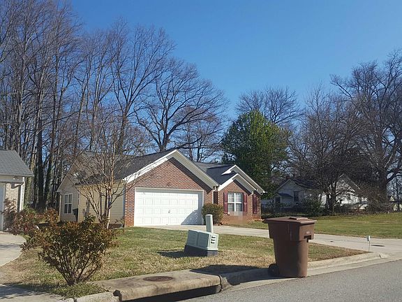 2nd image of 311 Collinswood Ln