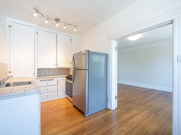 5th image of 1801 Turk St #5