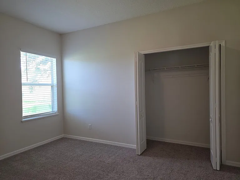 311 Rambling Cir — Photo 20