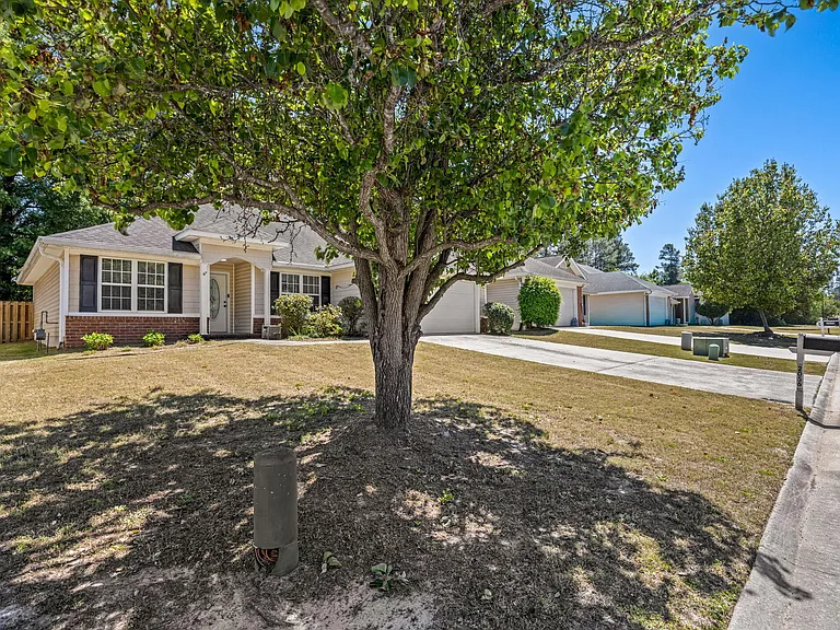 2056 Sylvan Lake Dr — Photo 3