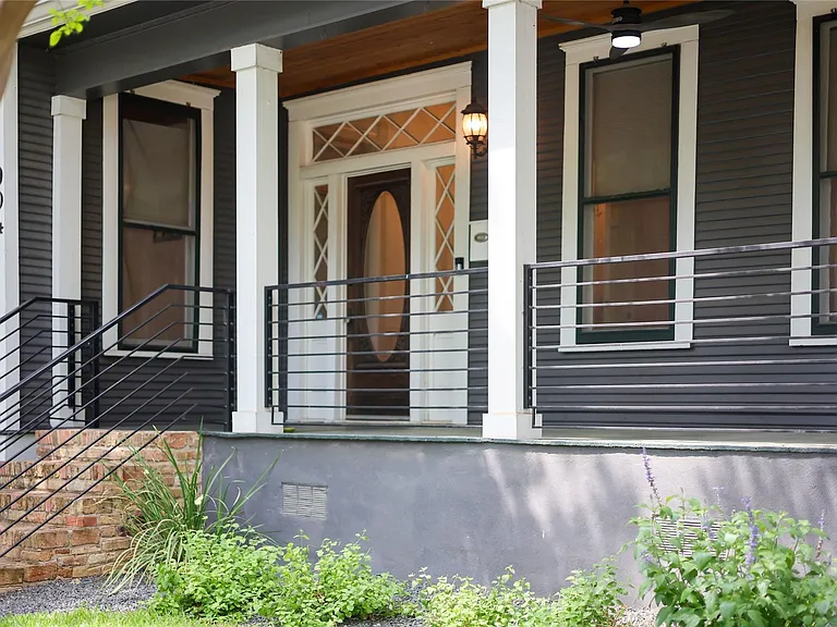 904 Willow St #A & B — Photo 2
