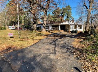 937 Bell Dr, Madisonville, KY 42431