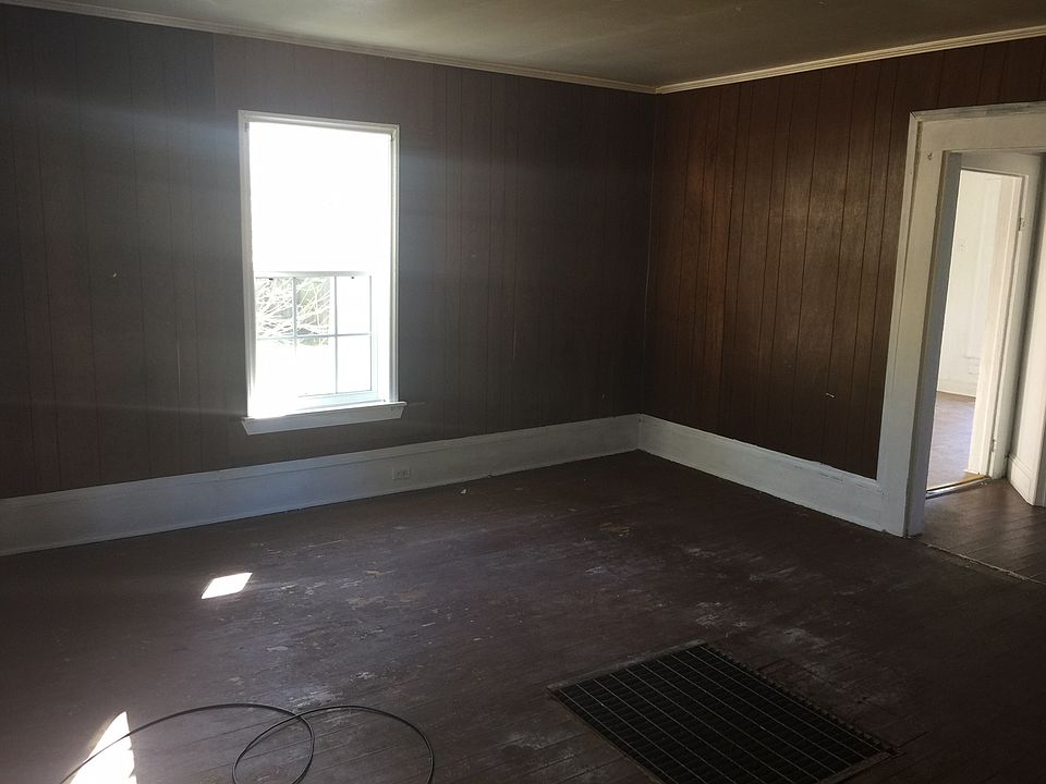 2nd image of 309 Bridges St