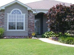 8942 E 62nd Pl, Tulsa, OK 74133