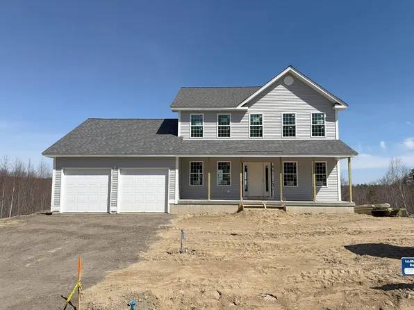 72 Lantern Drive, Sandown, NH 03873