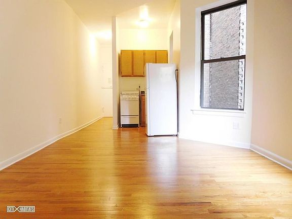 3rd image of 204 W 106th St APT 44