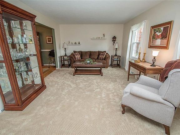 2nd image of 2410 Boxberry Ln