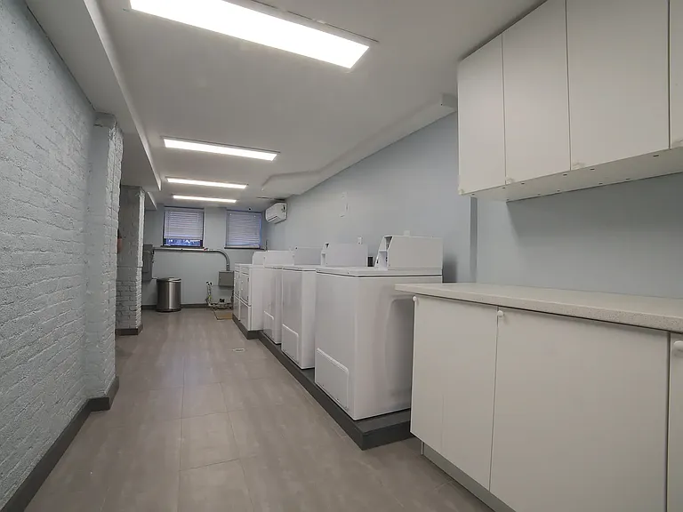 162 Pulaski St #3L — Photo 22