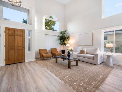 1996 White Birch Dr, Vista, CA, 92081