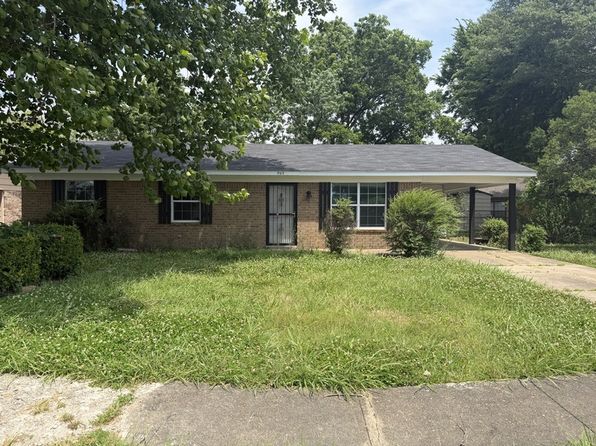 905 Maple Dr