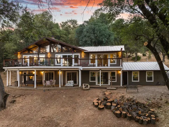 25241 China Hollow Rd, Auburn, CA 95602