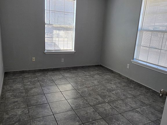 5th image of 708 N 10th Ave APT 3