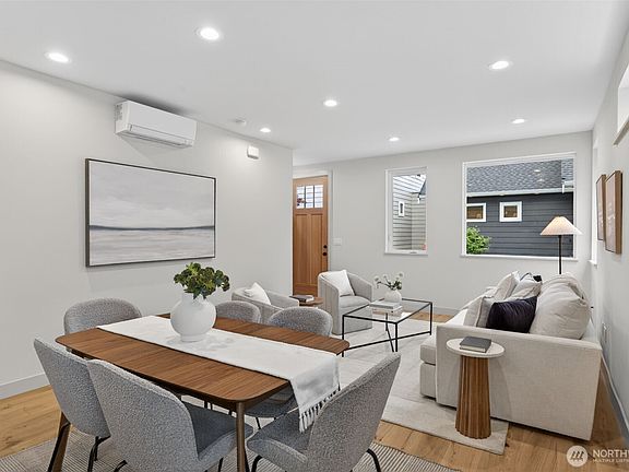5th image of 11739 40th Avenue NE #B