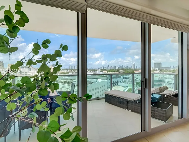 1455 Ocean Dr #902 — Photo 8