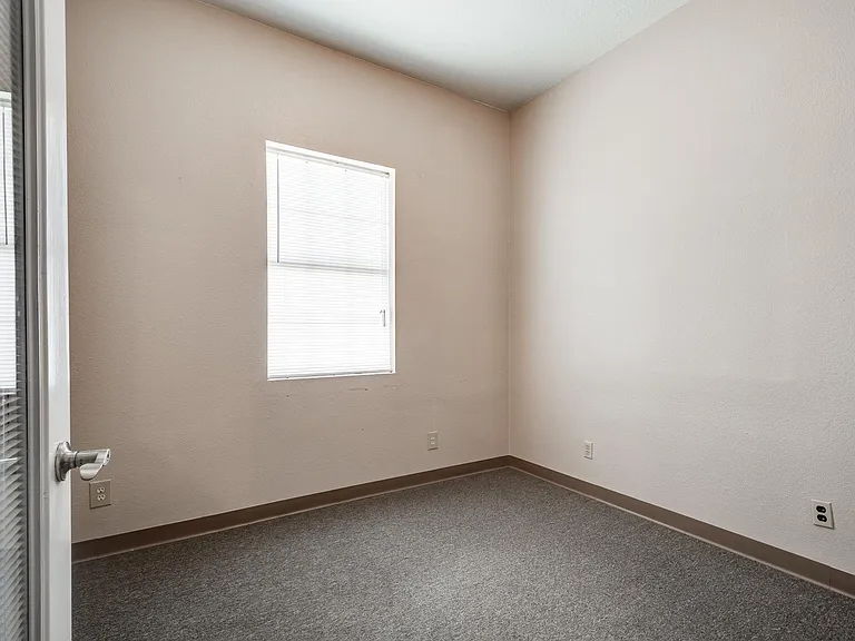 4950 US Highway 190 W — Photo 7