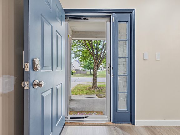 4th image of 8522 Bravestone Way