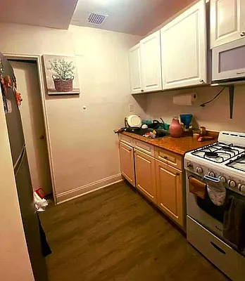 Rented by TriBro NYC LLC | media 23