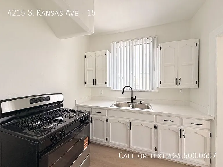 4215 S Kansas Ave #15 — Photo 7