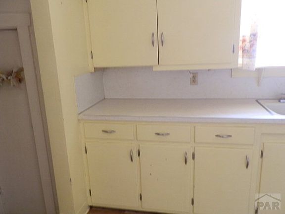 3rd image of 1219 Bohmen Ave