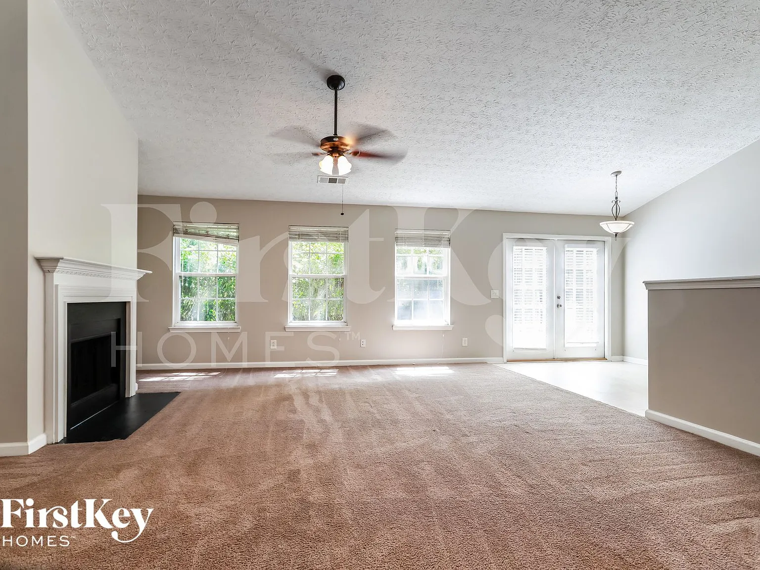 3 bed, 2.0 bath, 1681 sqft, $2,435 — Photo 4