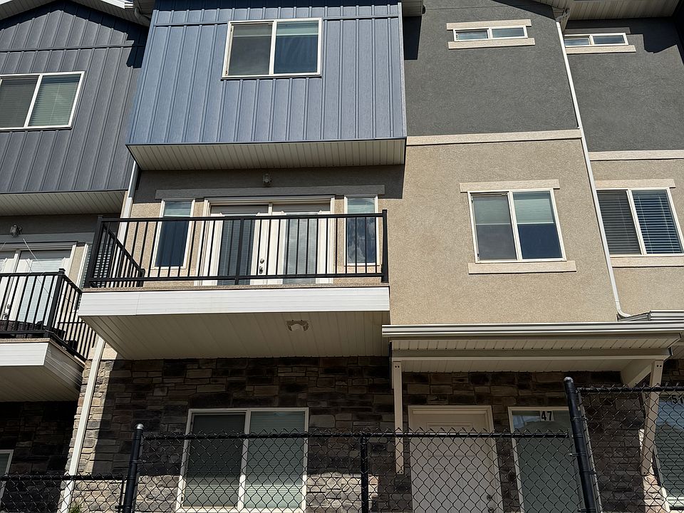1st image of 47 S Walker Pl